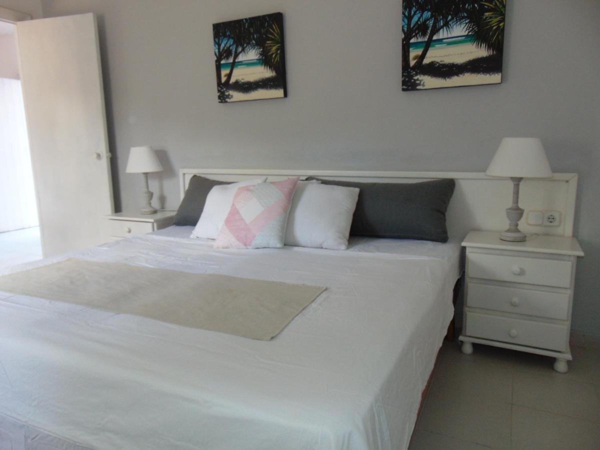 Apartamentos Colomar Playa DPlaya Des Figueral Exterior foto